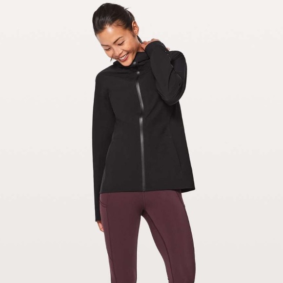 lululemon athletica Jackets & Blazers - Lululemon Rain Rival Jacket